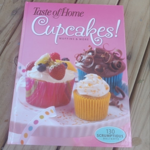 Taste of Home Cupcakes! Muffins Cookbook Recipes Baking Desserts - Picture 1 of 1